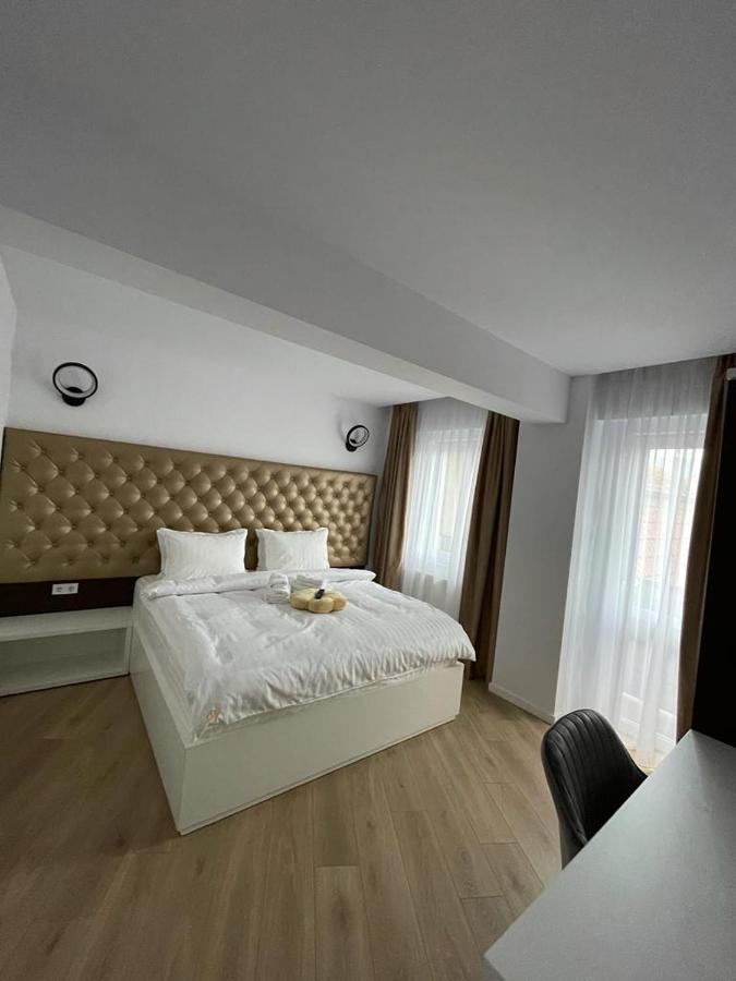 Adina Apartament Gura Humorului Exterior foto